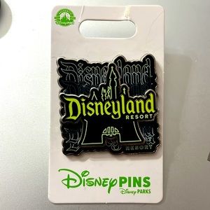 NWT Disneyland enamel pin